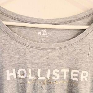 Multiples 5 Shirts Total